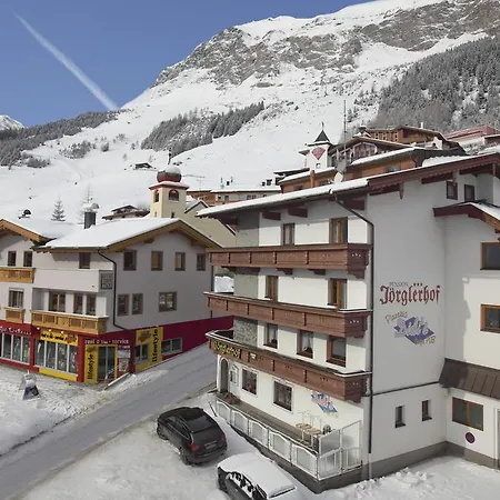 ゲストハウス Haus Hintertux トゥクス