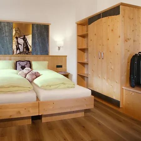 Haus Hintertux 3* 图克斯